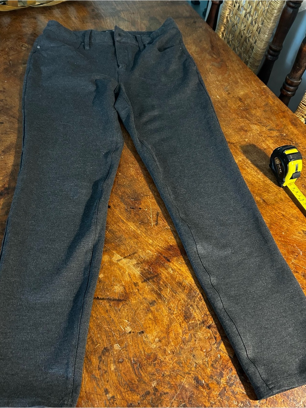 Chico's Dark Charcoal Gray Slim Pants Size 00R very good condition